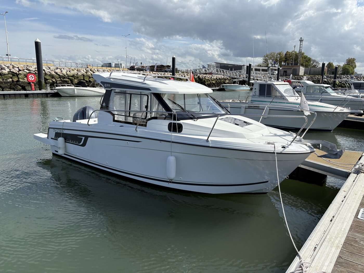 Jeanneau Merry Fisher 695 — Capt'&Sea Ouistreham